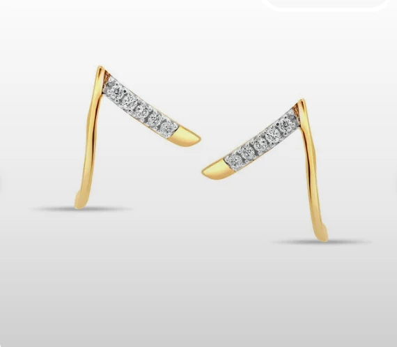 14KT Golden Glow Diamond Stud Earrings